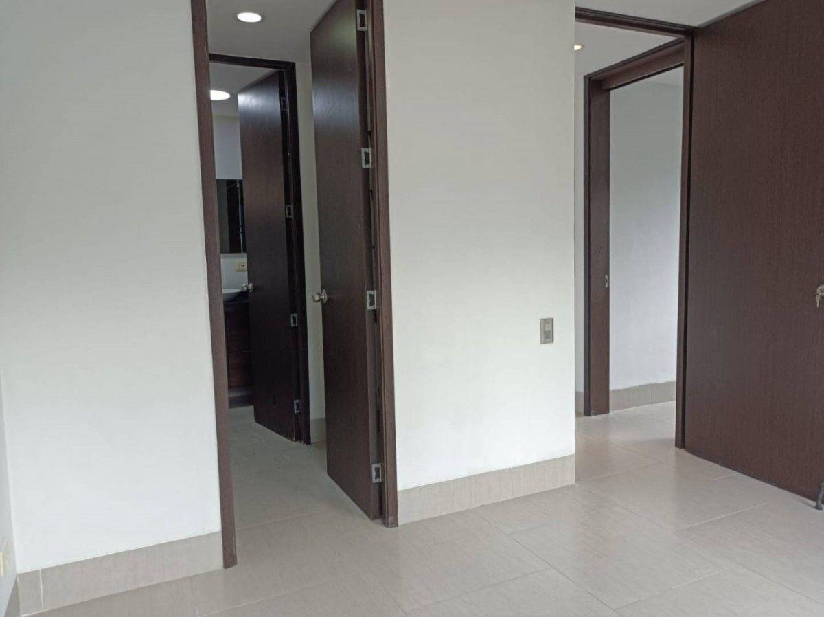 Apartamento en Altos Del Poblado - 10