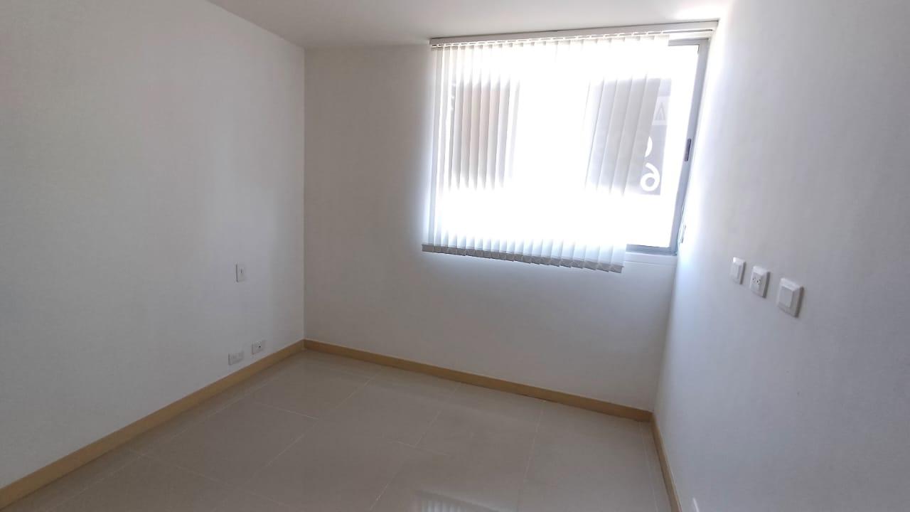 Apartamento de 3 habitaciones en Jardines - 6