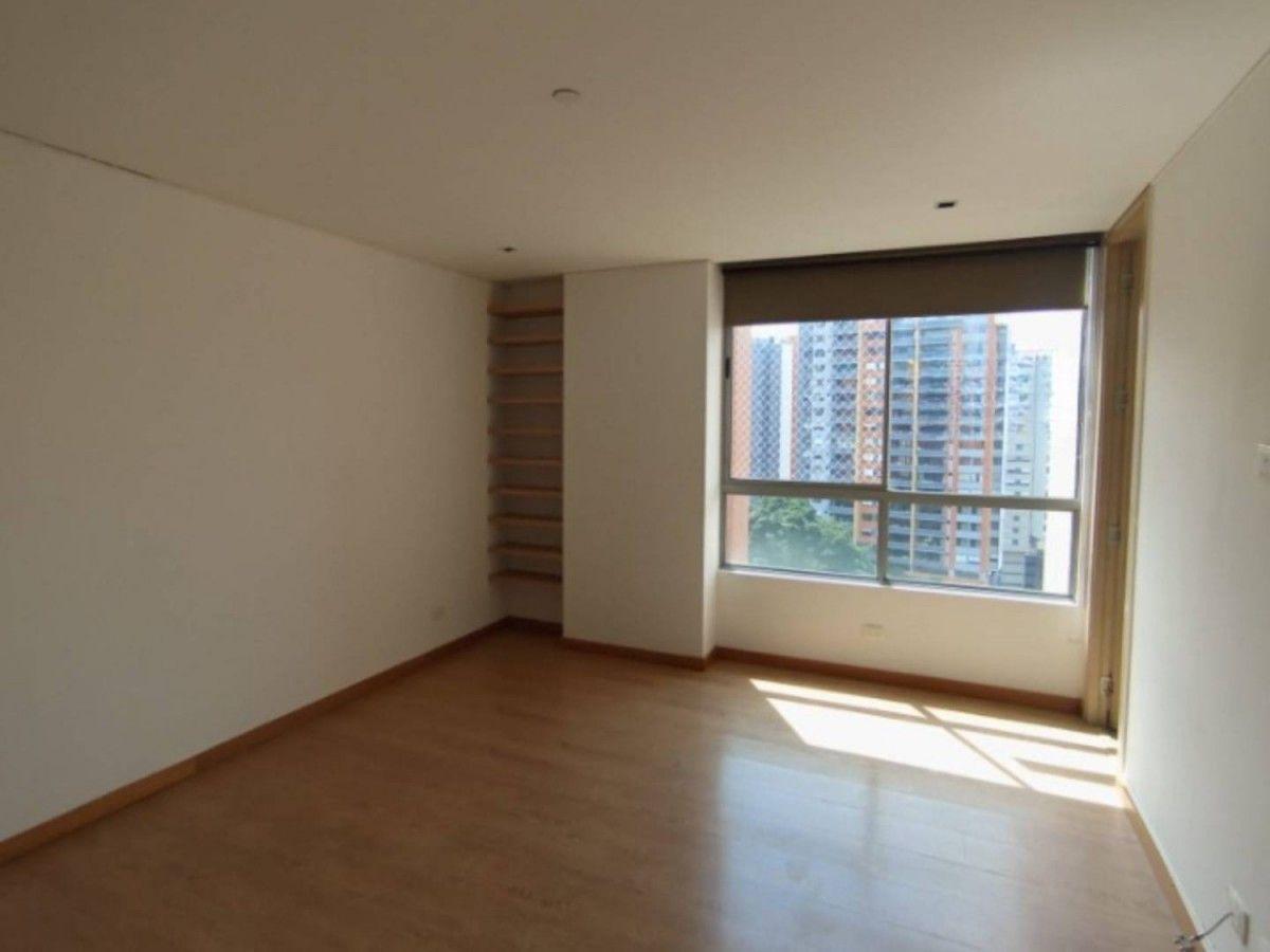Apartamento en Loma Del Esmeraldal - 9
