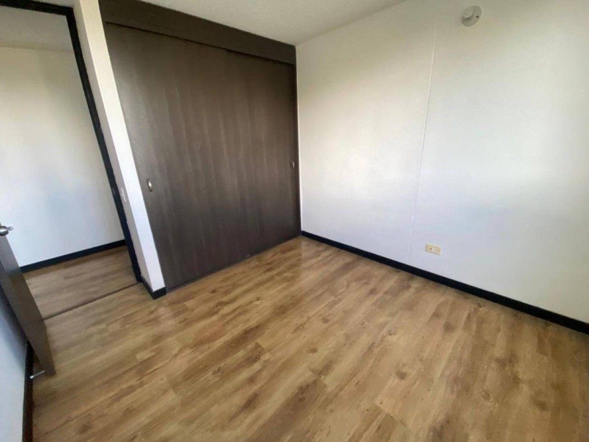 Apartamento en Los Colegios - 8