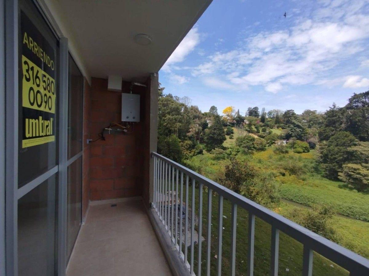 Apartamento en Los Colegios - 11