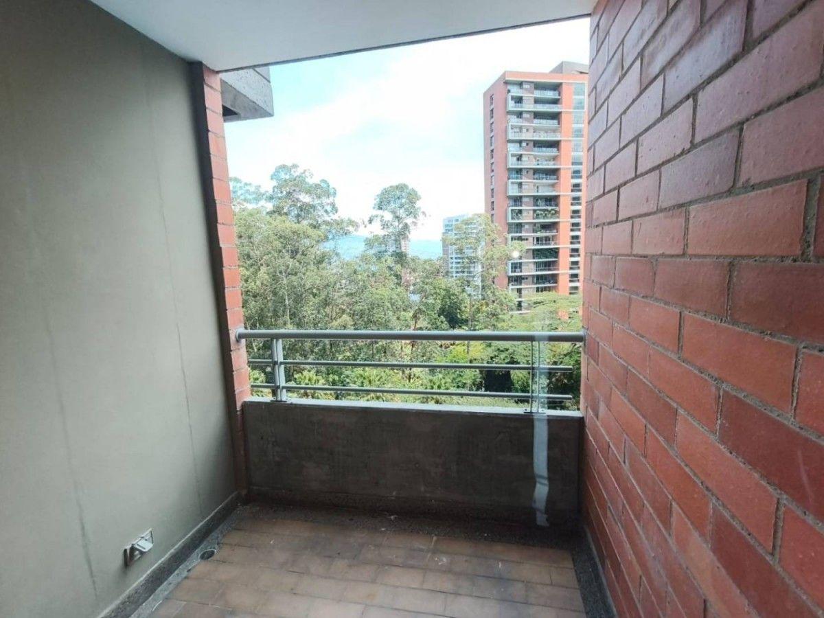 Apartamento en Los Balsos - 23