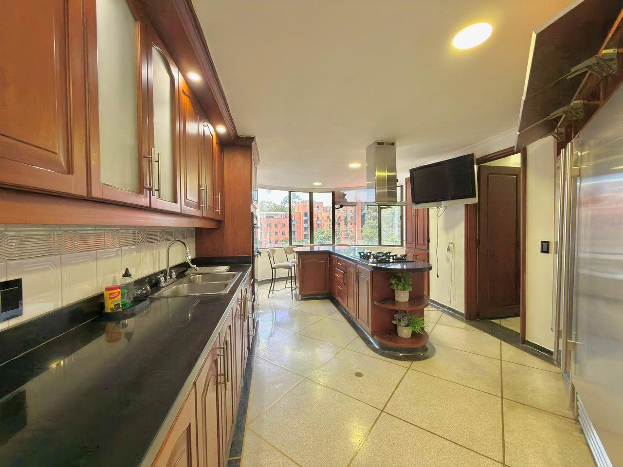 Apartamento de 4 habitaciones en Los Balsos n. 1 - 7