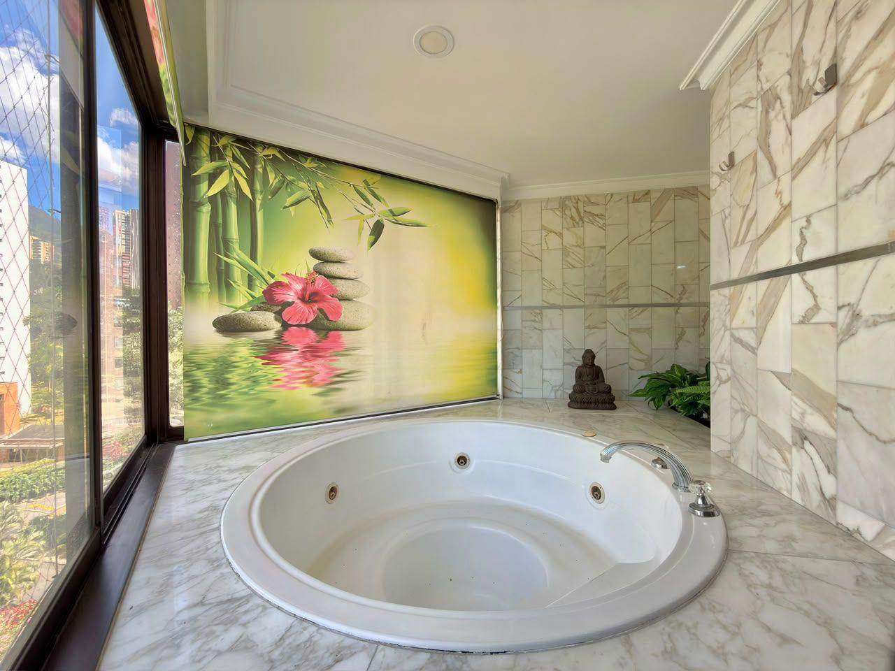 Apartamento de 4 habitaciones en Los Balsos n. 1 - 12
