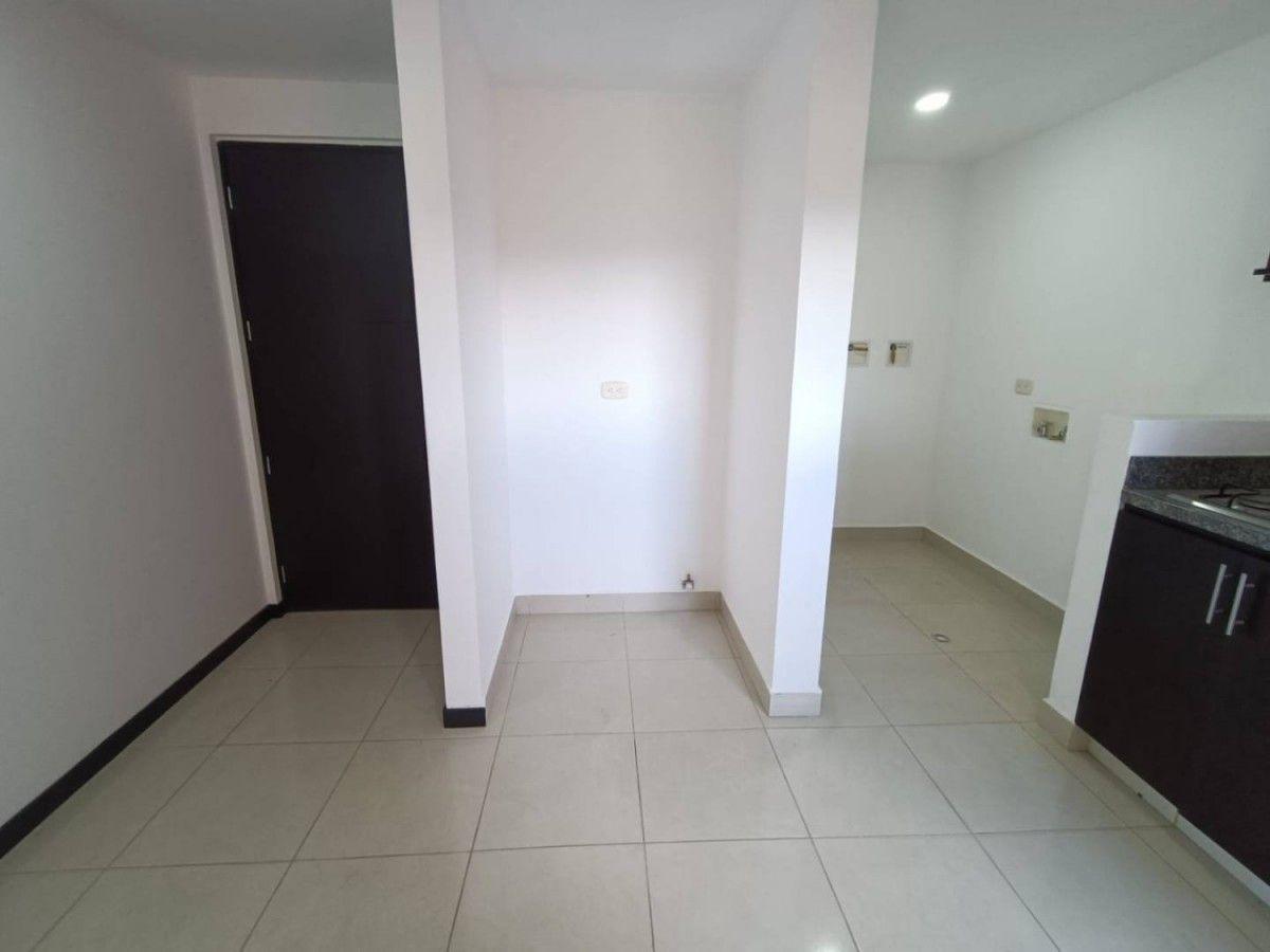 Apartamento en Los Colegios - 4