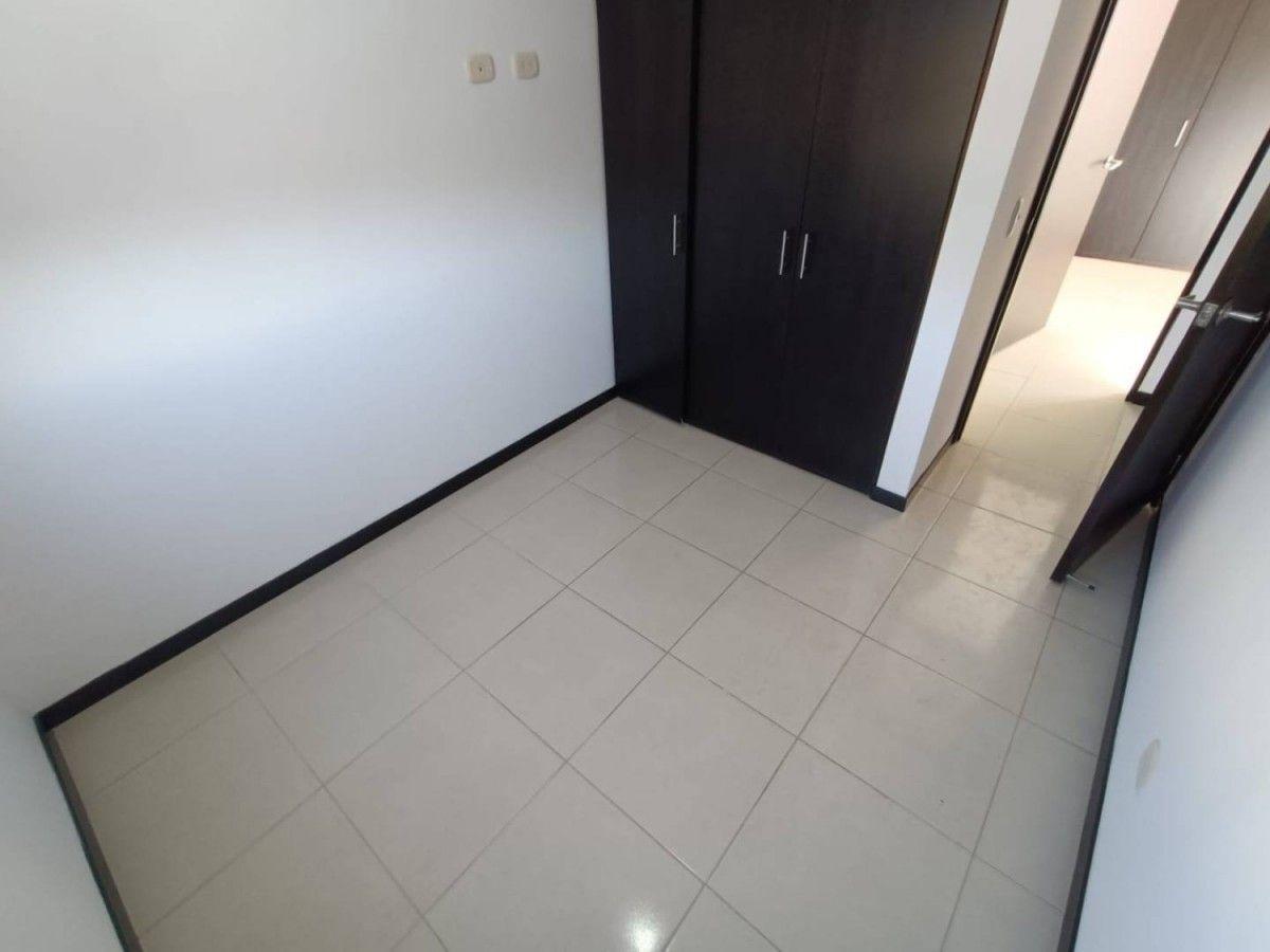Apartamento en Los Colegios - 8