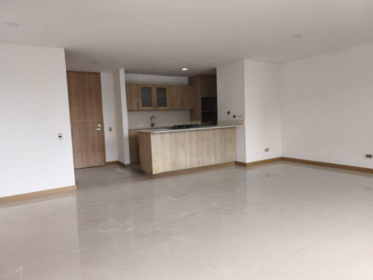 Apartamento en Loma Del Esmeraldal - 4