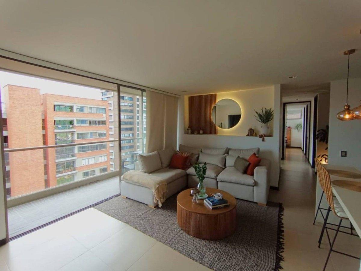 Apartamento en Altos Del Poblado - 2