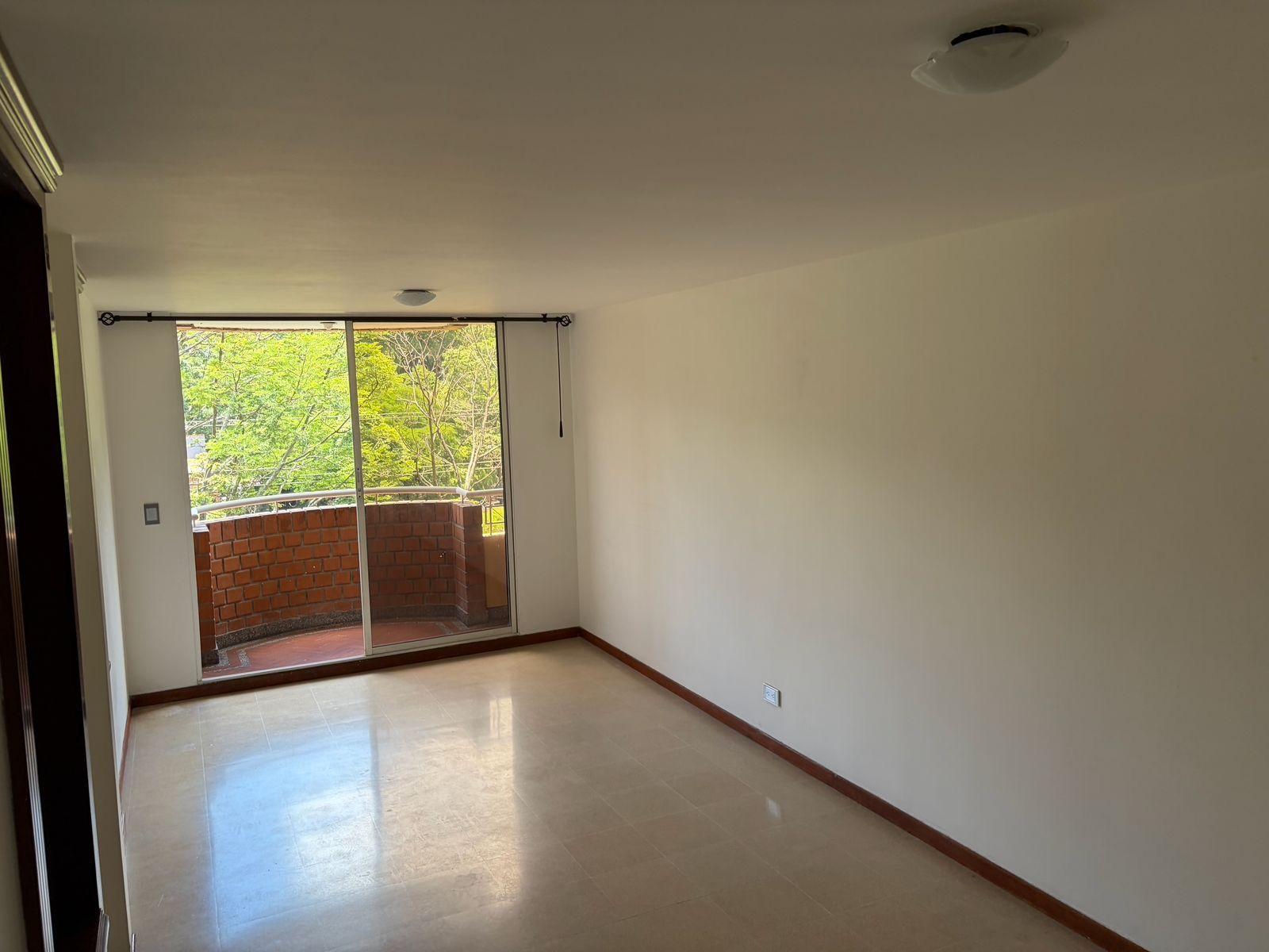 Apartamento de 2 habitaciones en Patio Bonito - 4