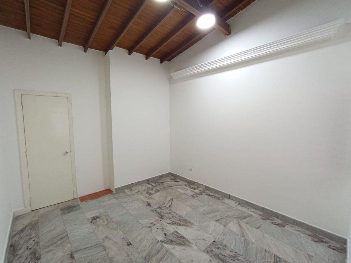 Casa en Conquistadores - 11
