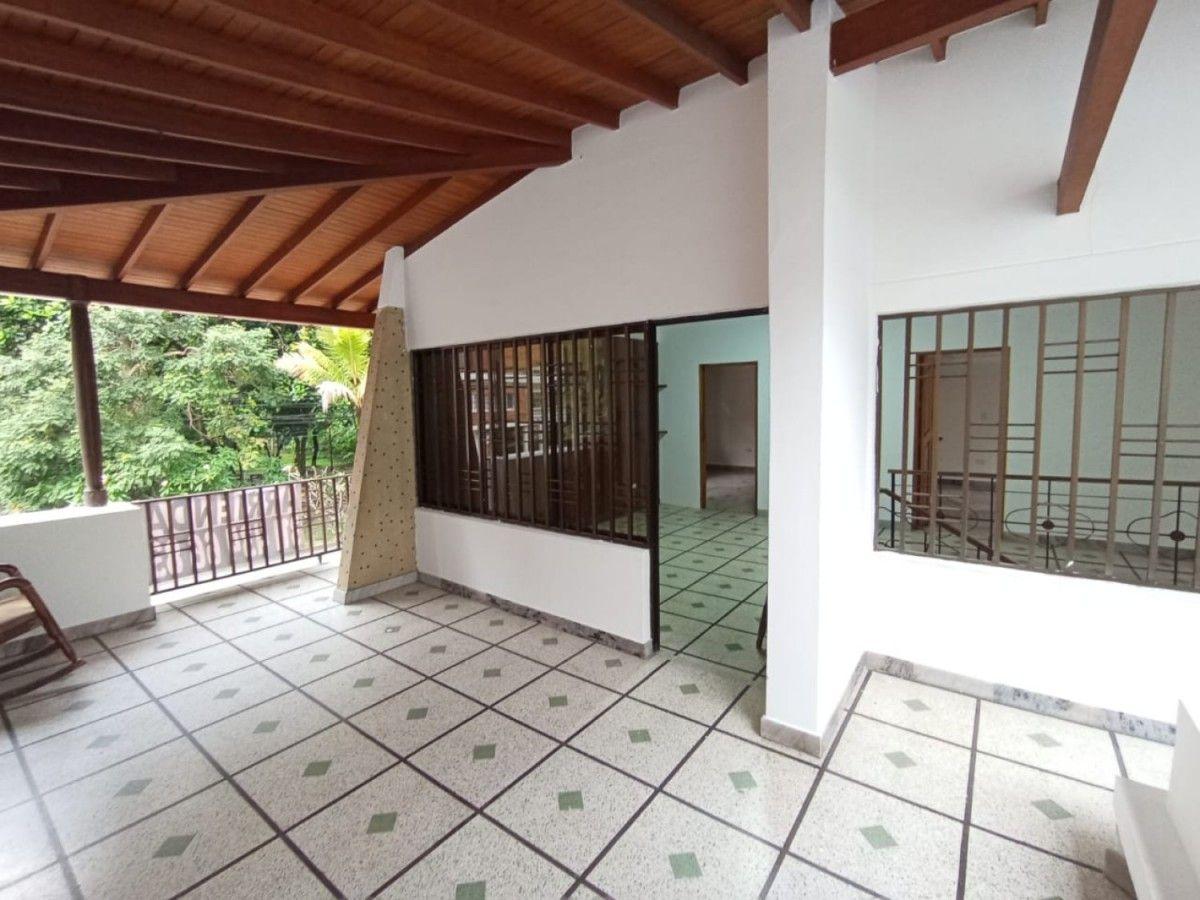 Casa en Conquistadores - 16
