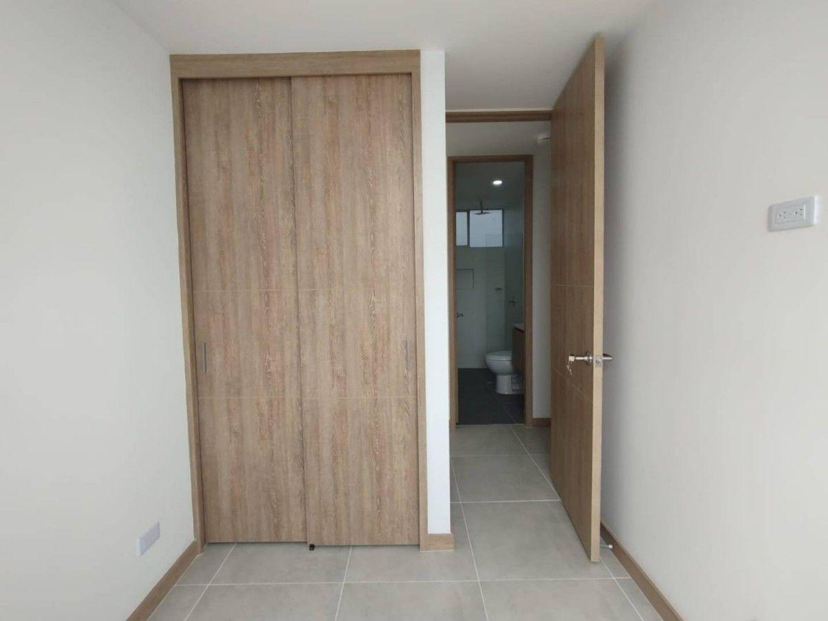 Apartamento en Los Colegios - 12