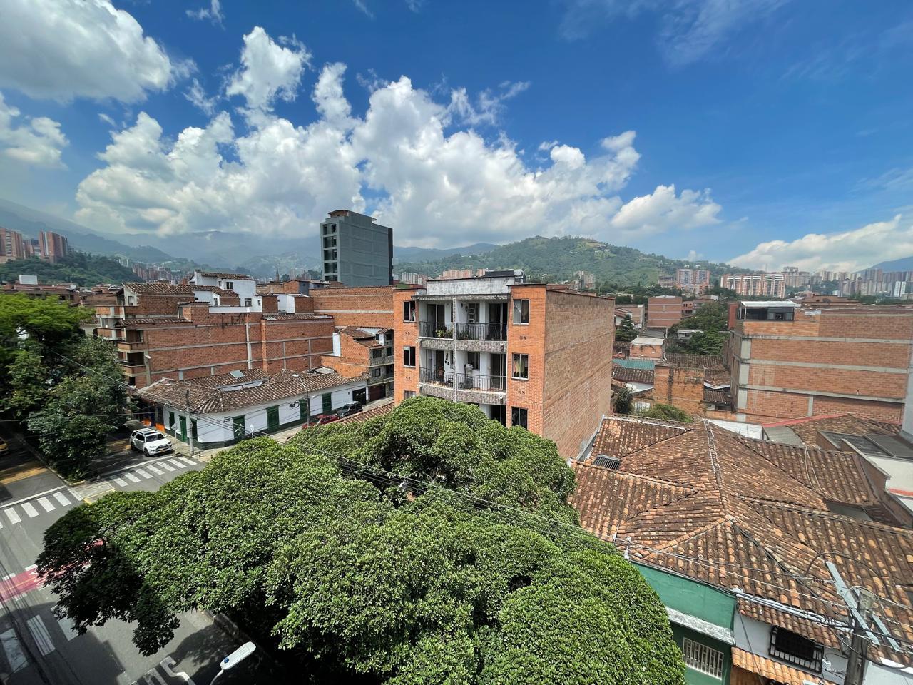 Apartamento de 3 habitaciones en Mesa - 15