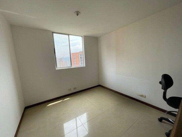 Apartamento en Los Balsos - 11