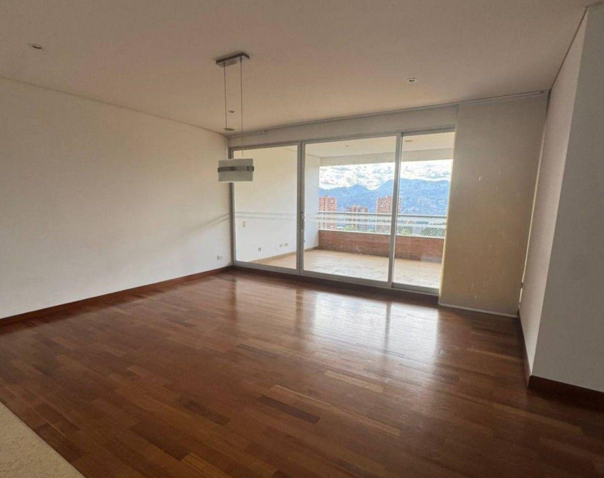 Apartamento en El Tesoro - 3