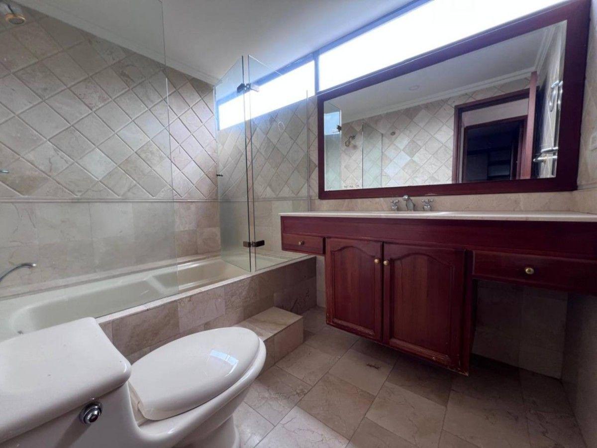 Apartamento en La Concha - 17