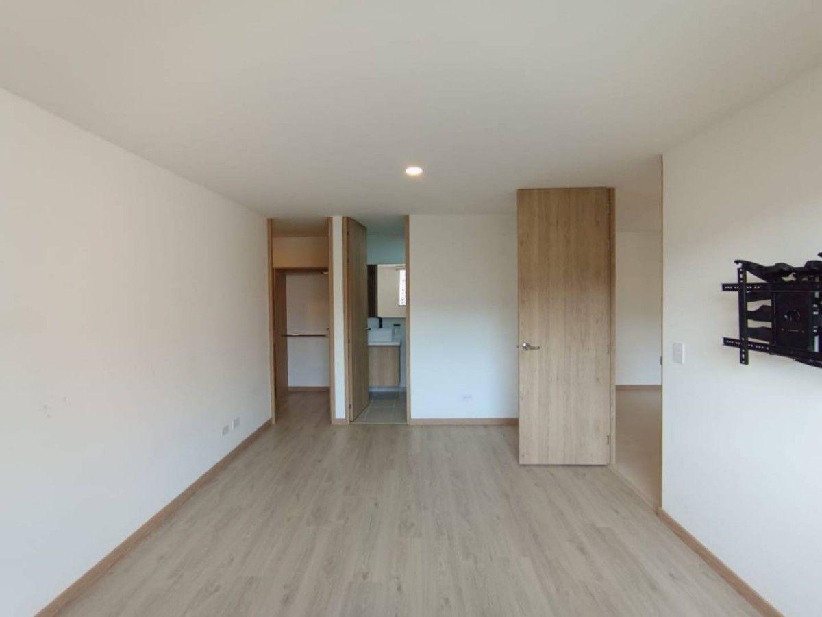 Apartamento en Loma Del Escobero - 8