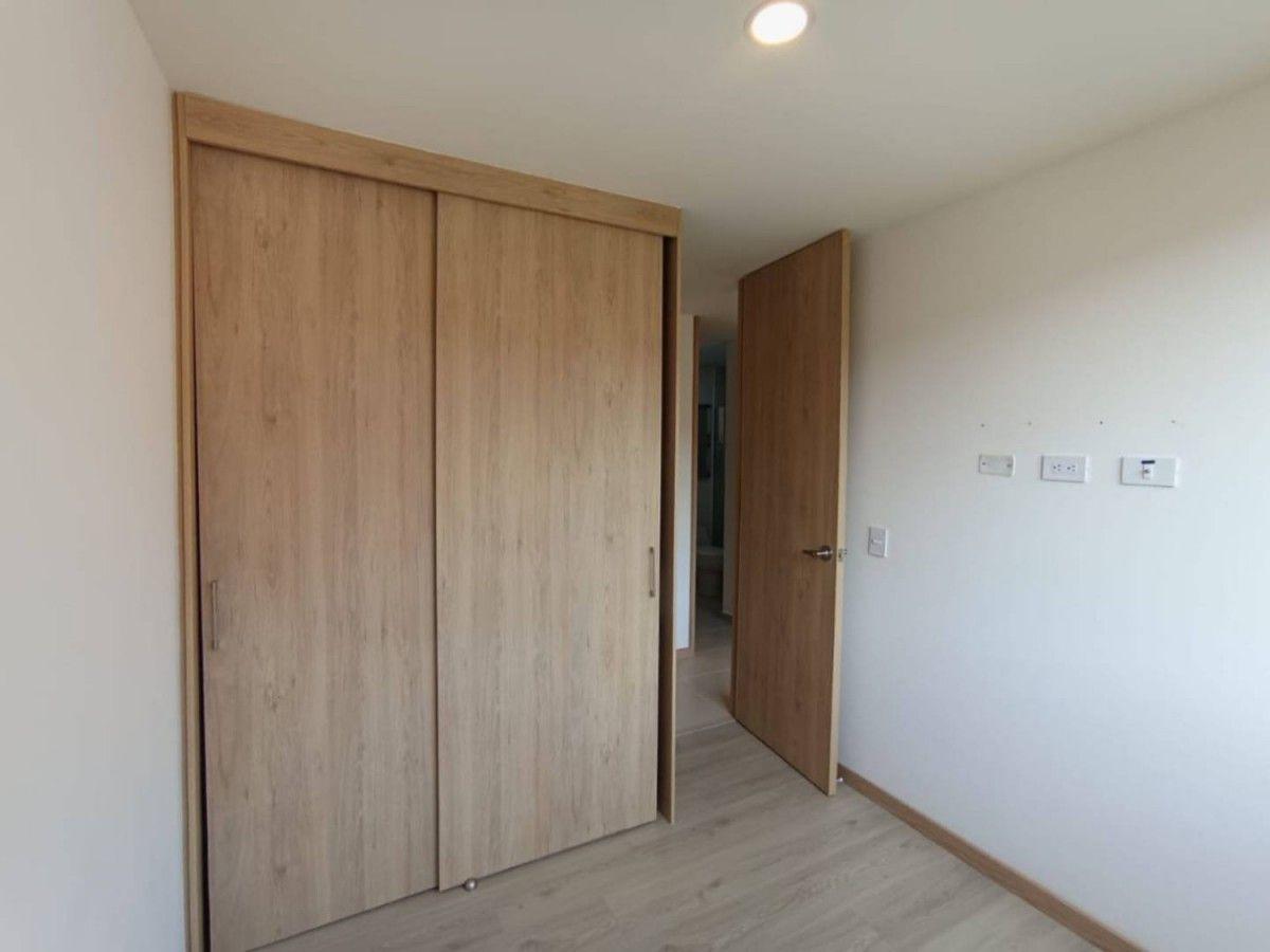 Apartamento en Loma Del Escobero - 11