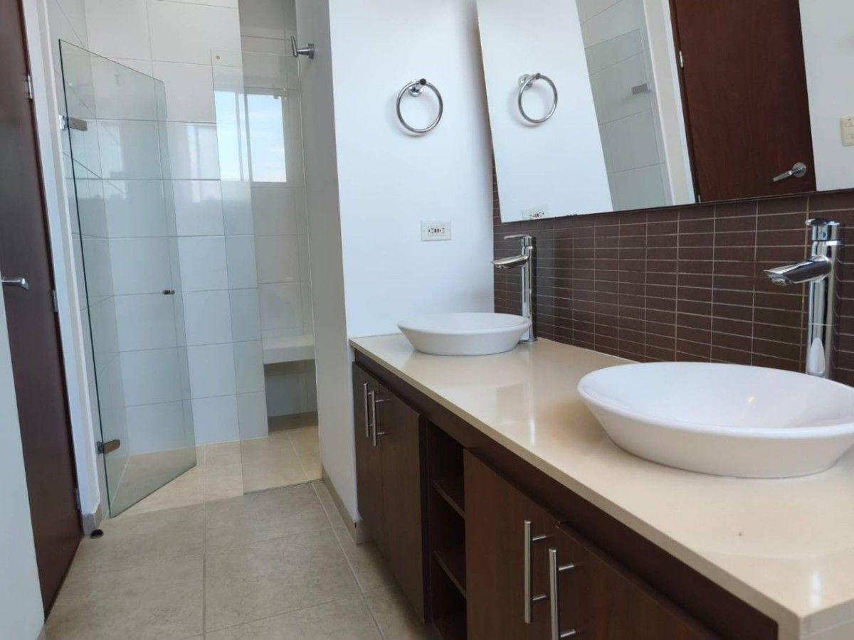 Apartamento en Altos Del Poblado - 13