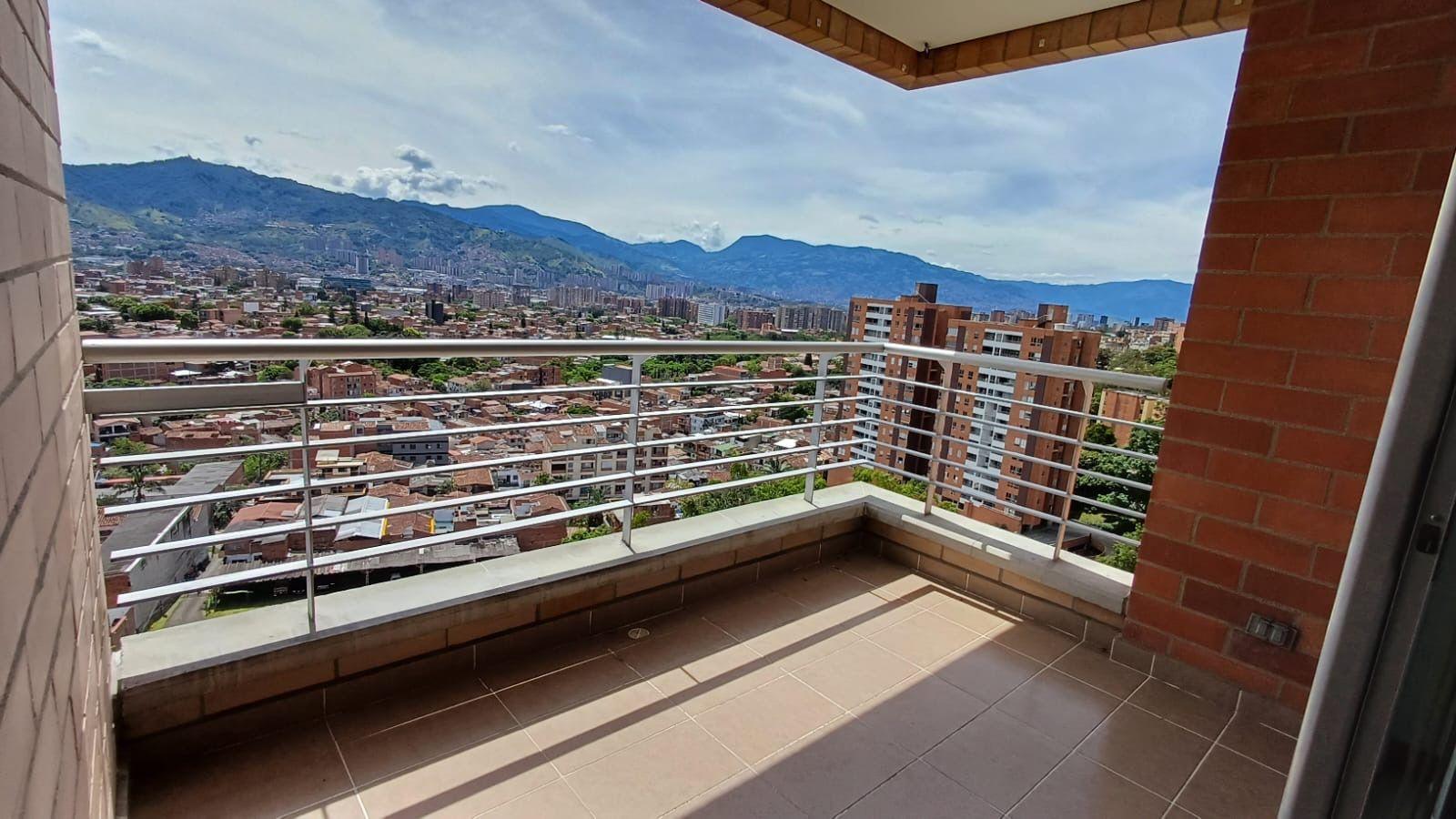 Apartamento de 3 habitaciones en Envigado - 14