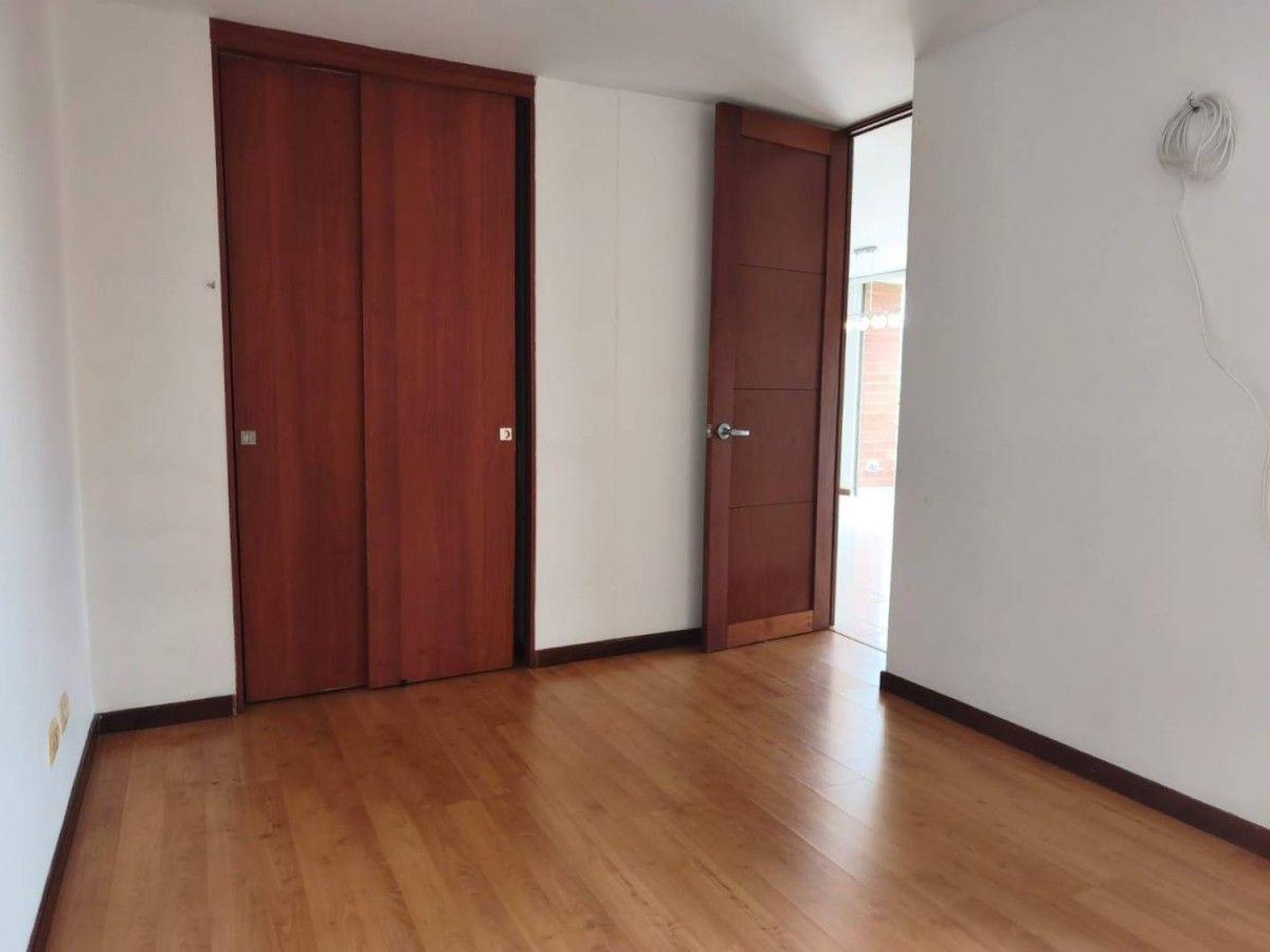 Apartamento en Loma Del Esmeraldal - 10