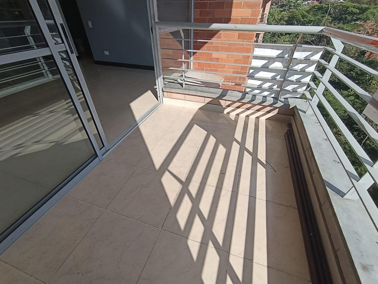 Apartamento de 3 habitaciones en Envigado - 13