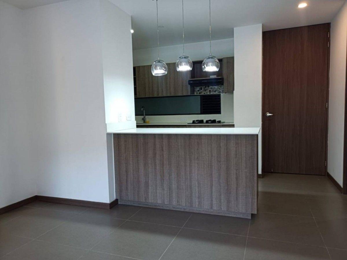 Apartamento en Loma Del Escobero - 5