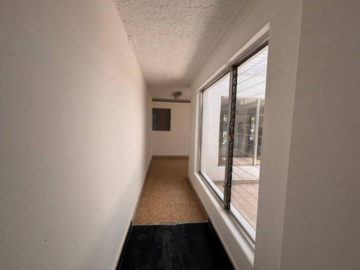 Casa en Laureles - 26