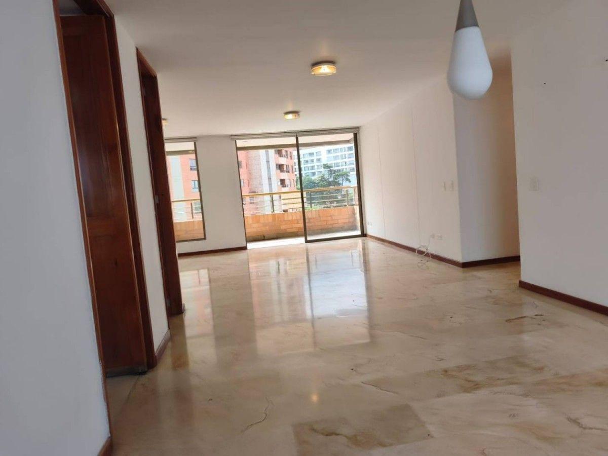 Apartamento en El Tesoro - 2