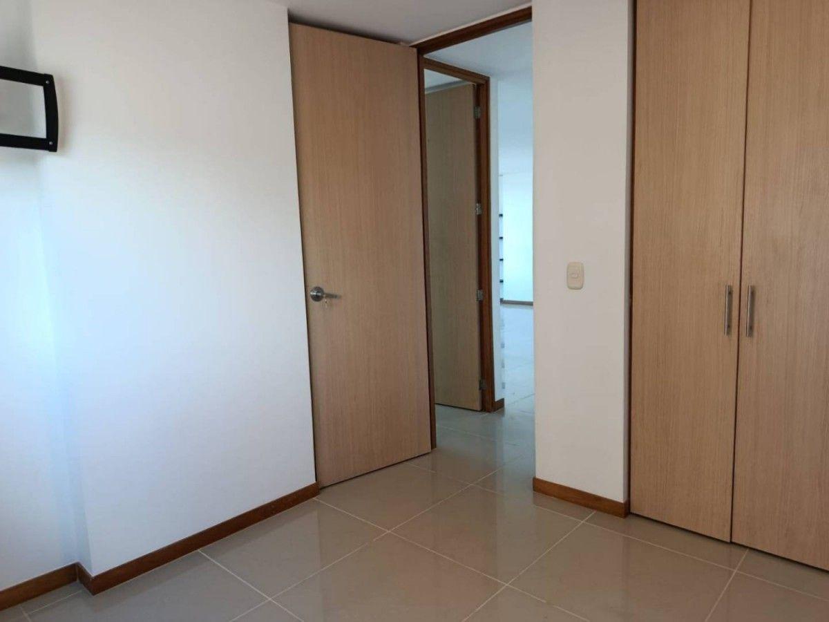 Apartamento en Los Colegios - 8