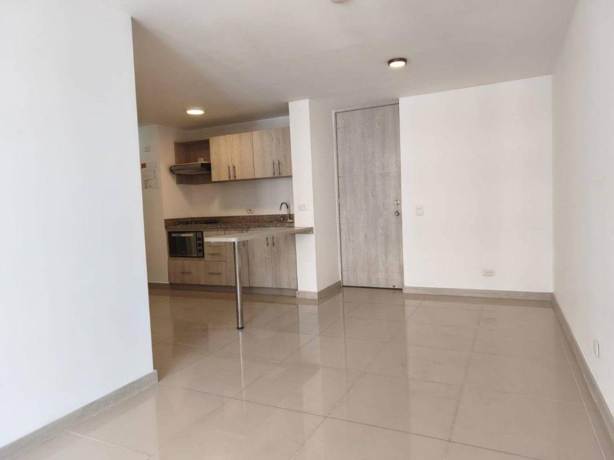 Apartamento en Prados De Sabaneta - 3