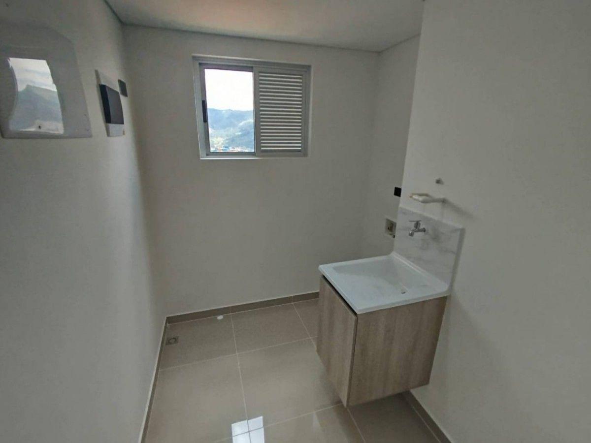 Apartamento en Casa Jardin - 15