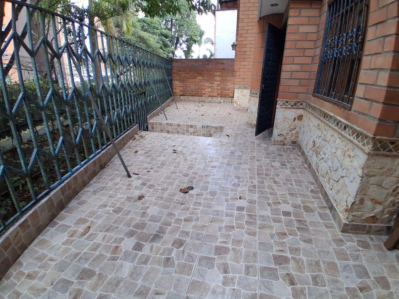 Casa de 4 habitaciones en Sabaneta - 15