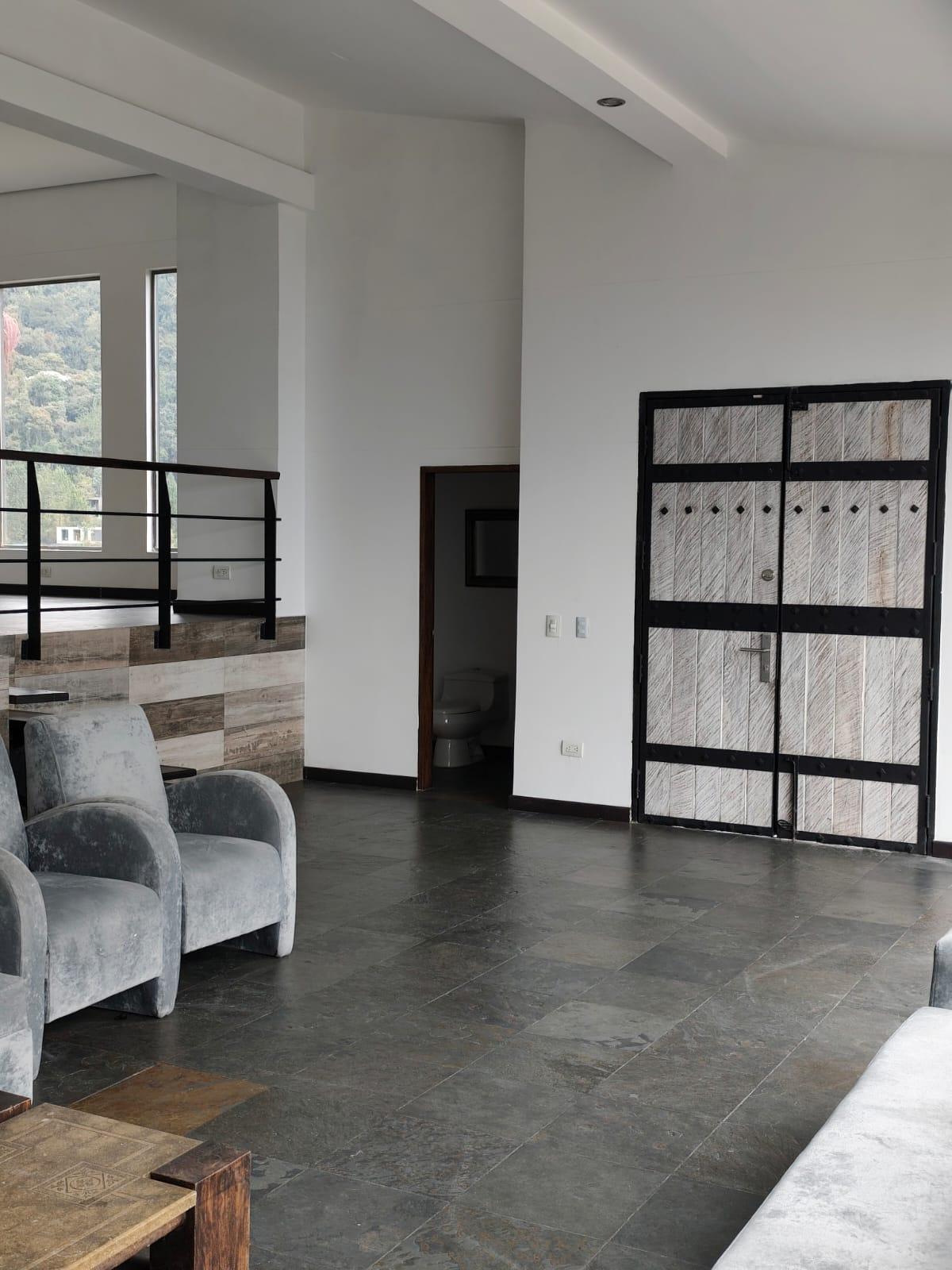 Casa de 3 habitaciones en Envigado - 2