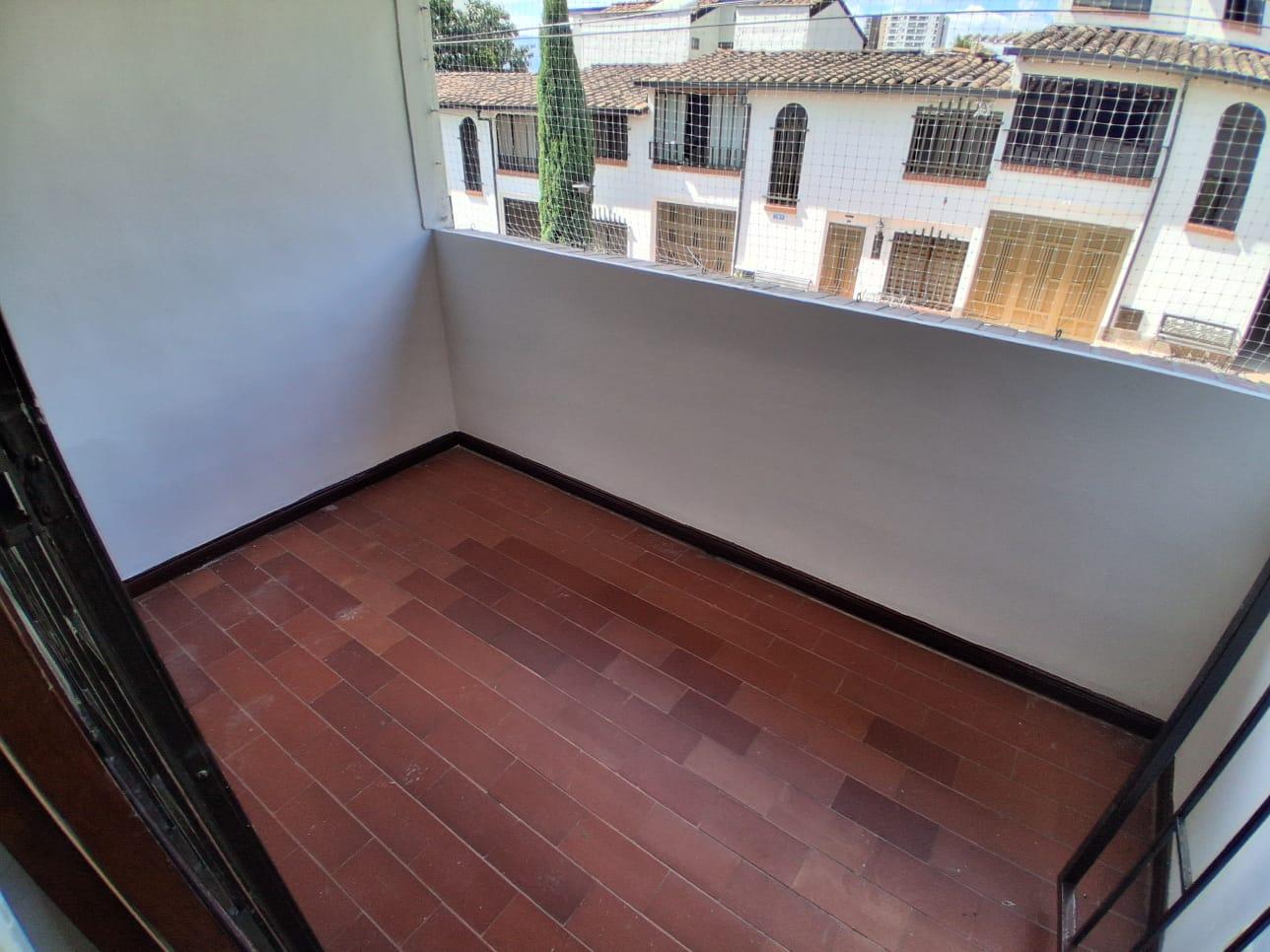 Casa de 4 habitaciones en Envigado - 13