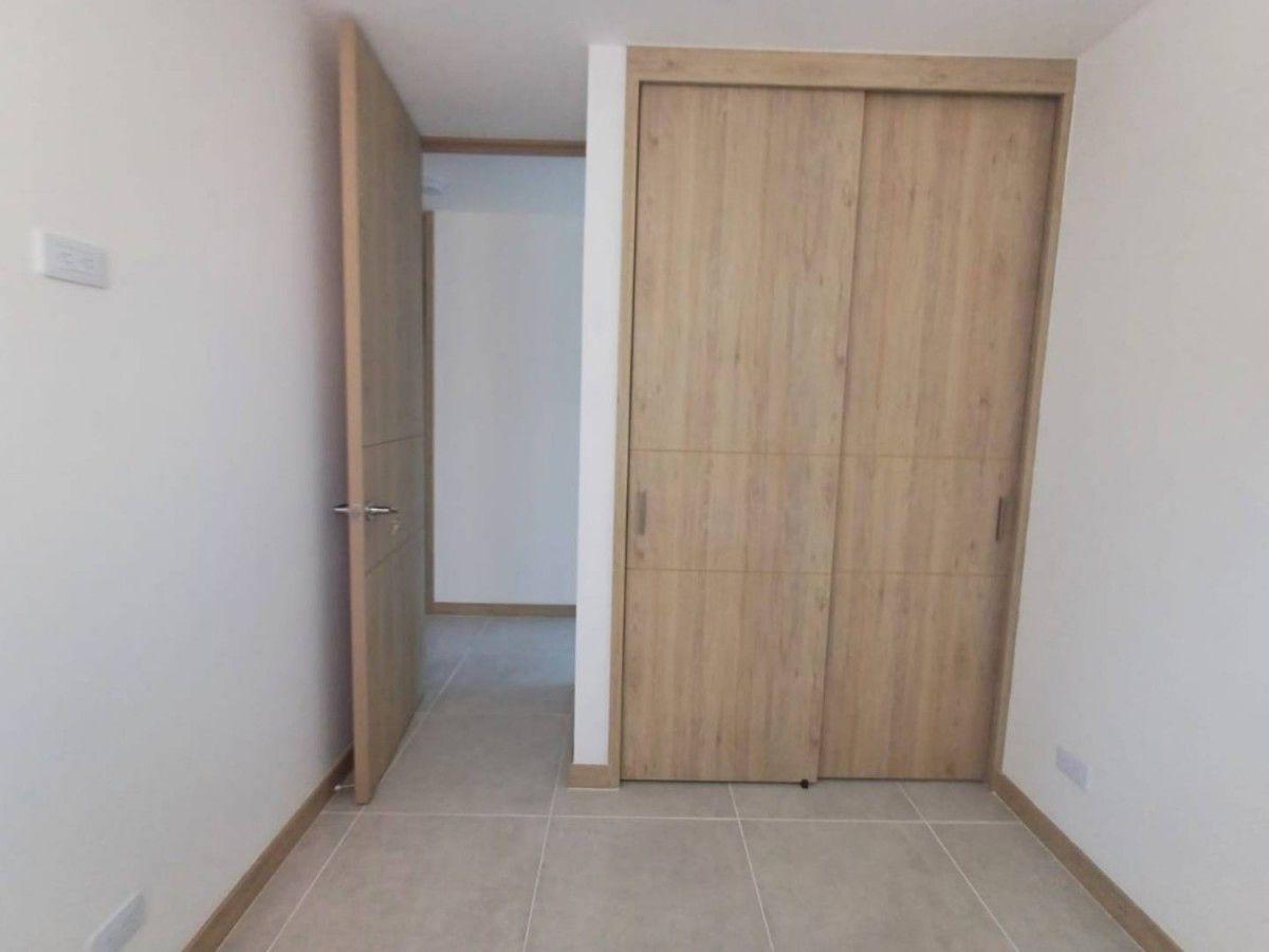 Apartamento en Los Colegios - 9