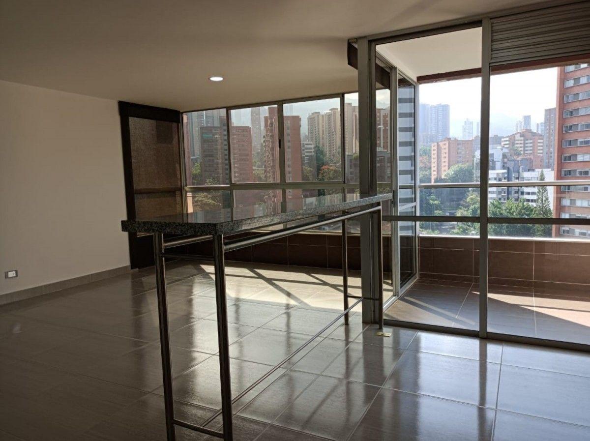 Apartamento en Los Balsos - 2