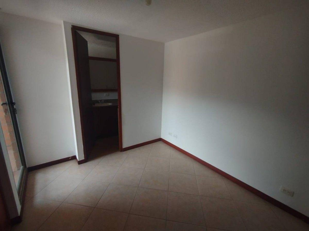 Apartamento en Loma De Los Bernal - 10