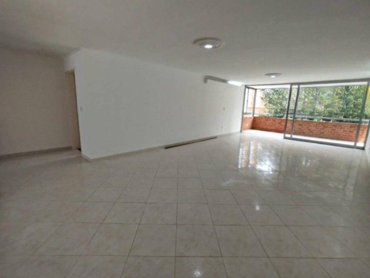 Apartamento en Laureles - 2
