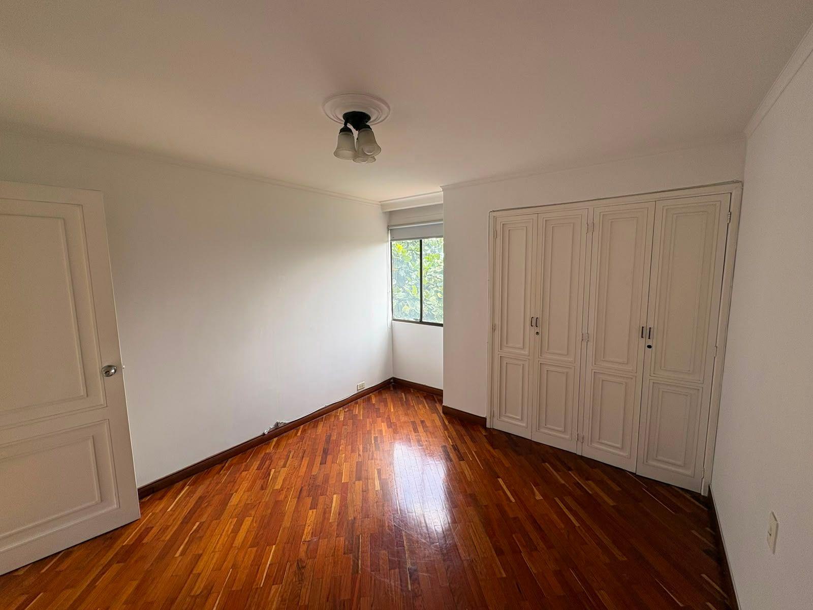 Apartamento de 3 habitaciones en Poblado - 14