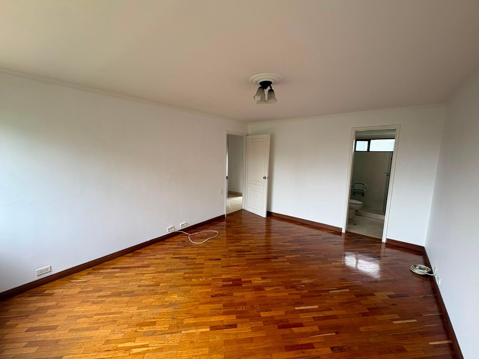 Apartamento de 3 habitaciones en Poblado - 16