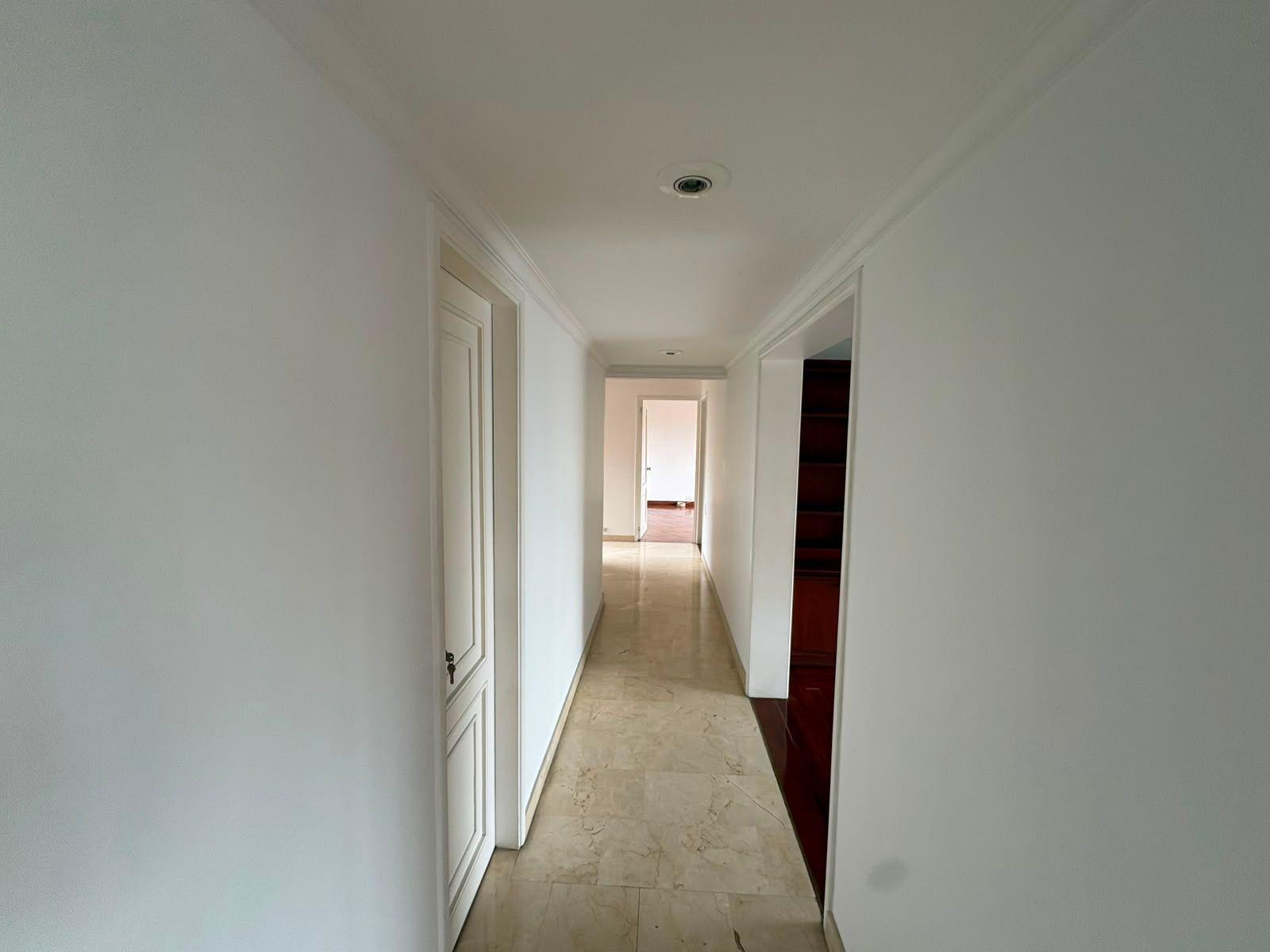 Apartamento de 3 habitaciones en Poblado - 37