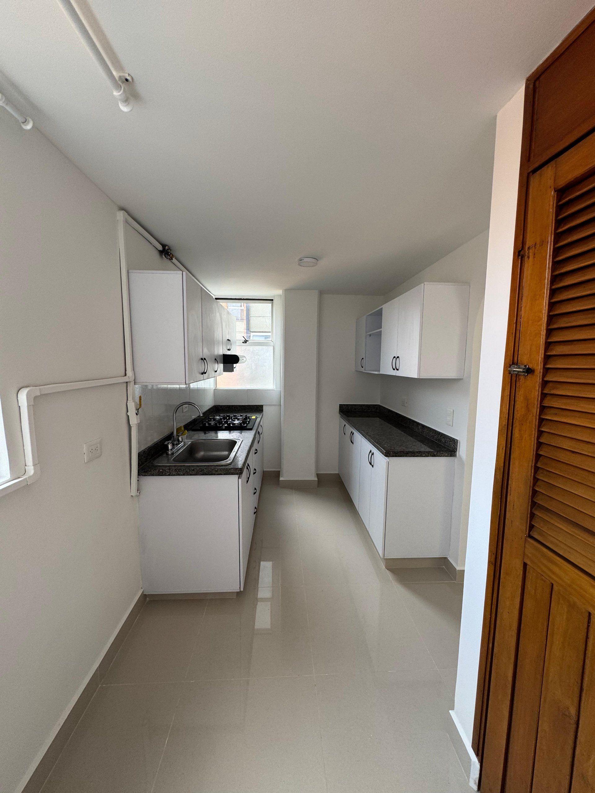 Apartamento de 3 habitaciones en Mesa - 9