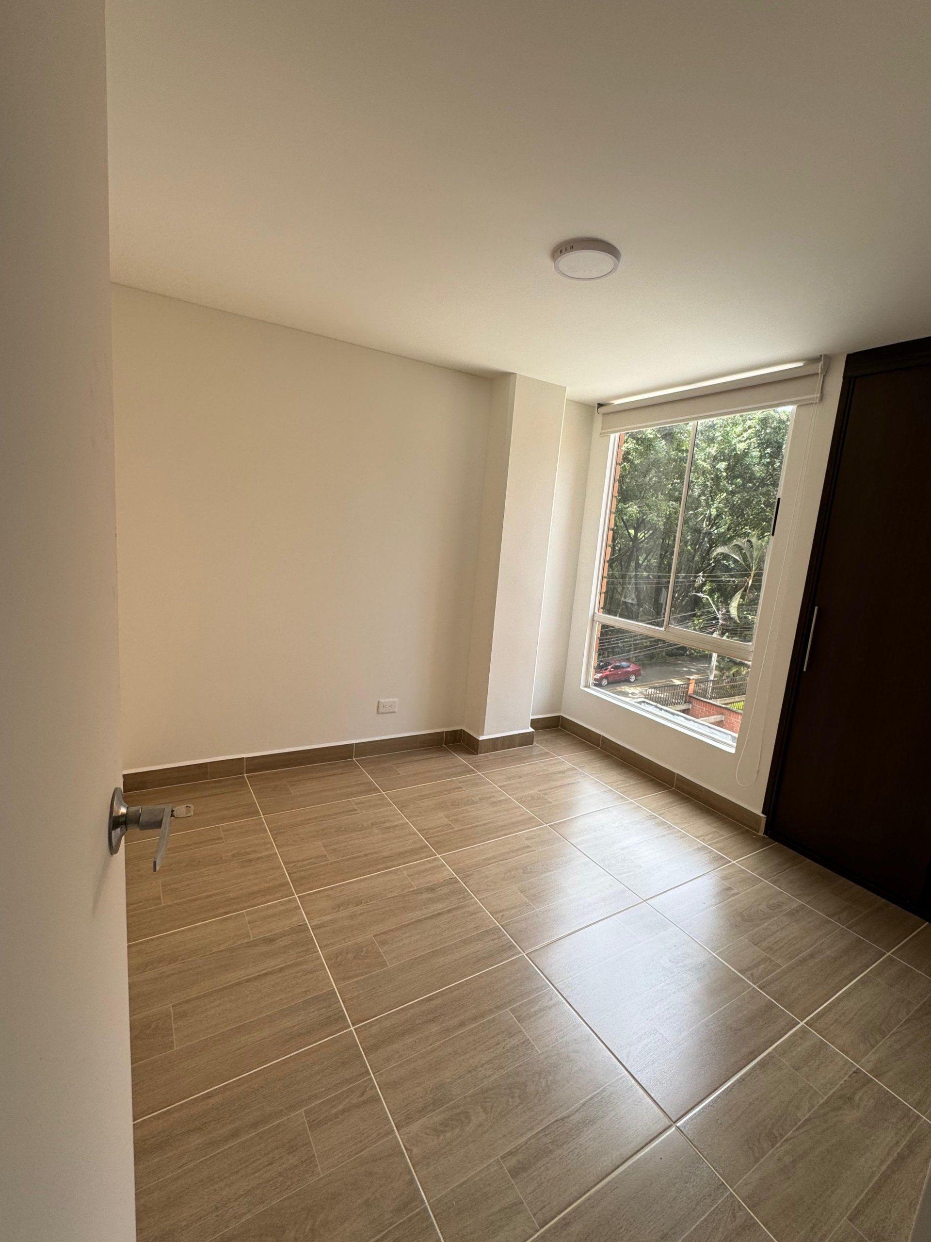 Apartamento de 3 habitaciones en Mesa - 6