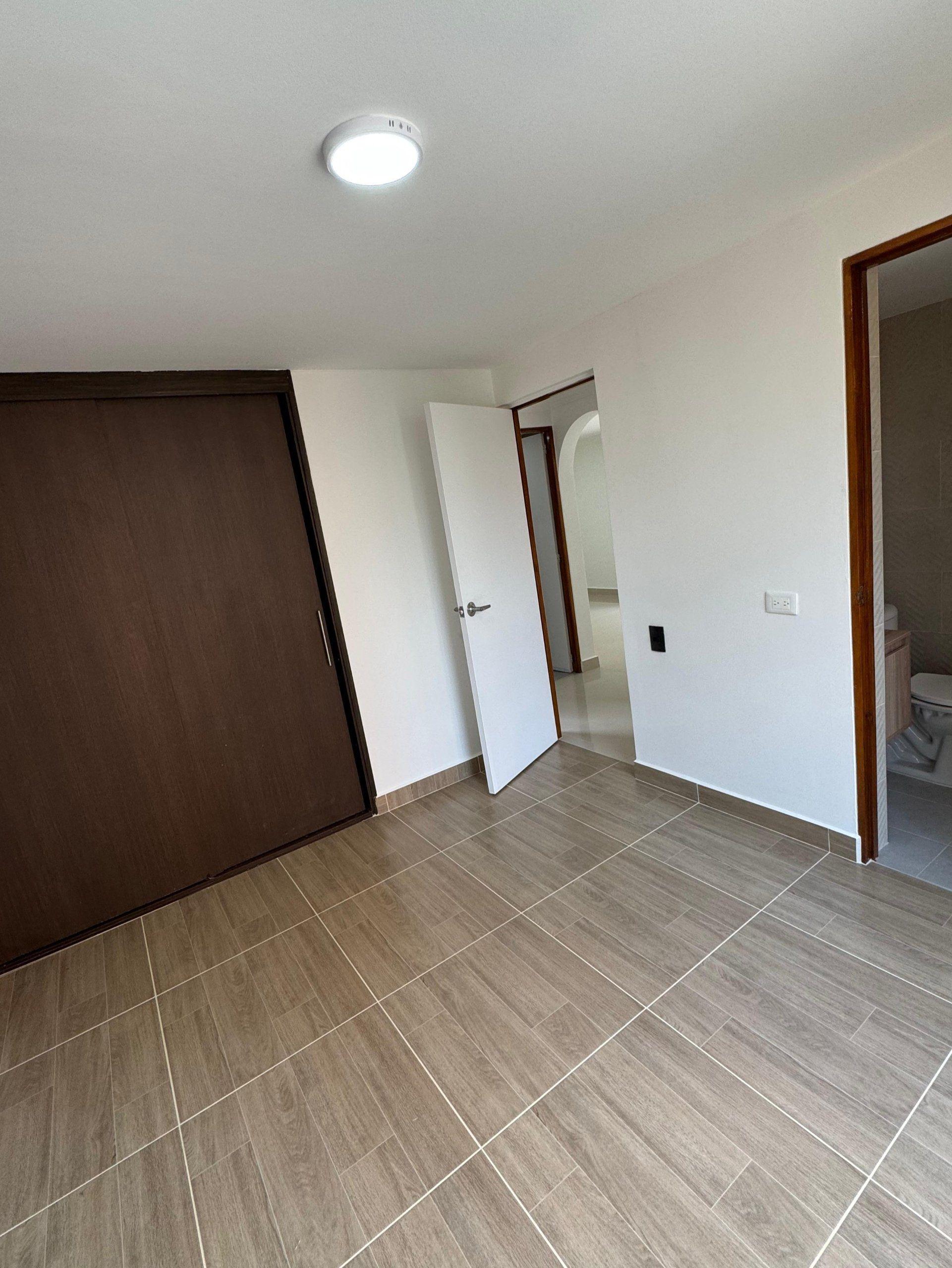 Apartamento de 3 habitaciones en Mesa - 7