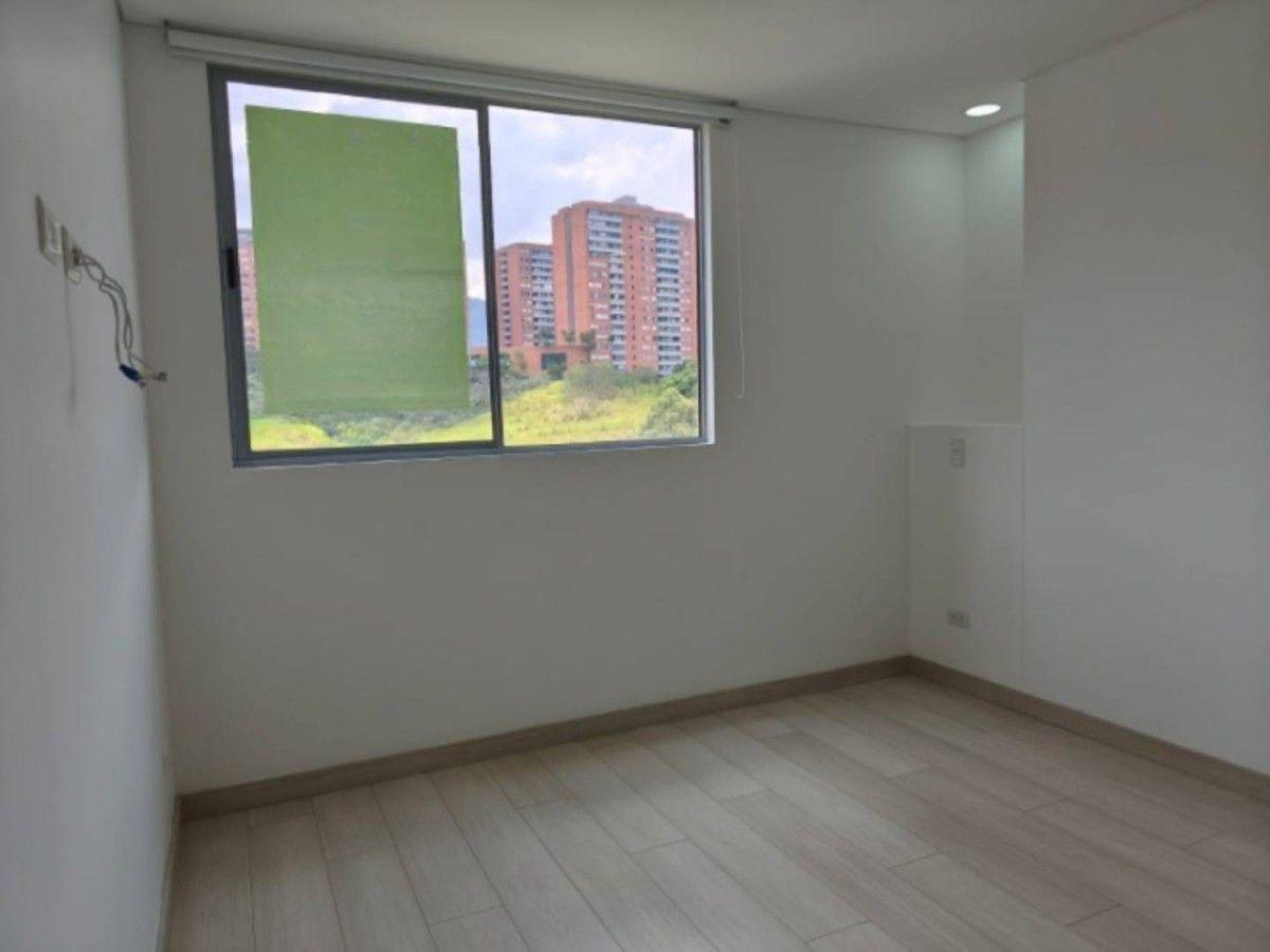 Apartamento en Loma Del Escobero - 9