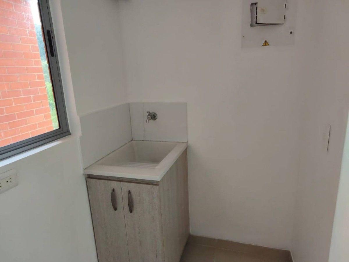 Apartamento en Loma Del Escobero - 16