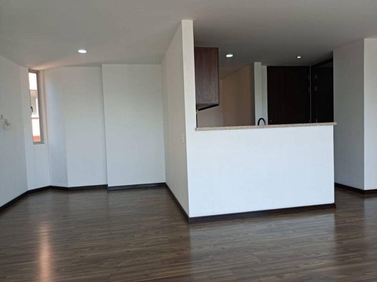 Apartamento en Loma Del Esmeraldal - 4
