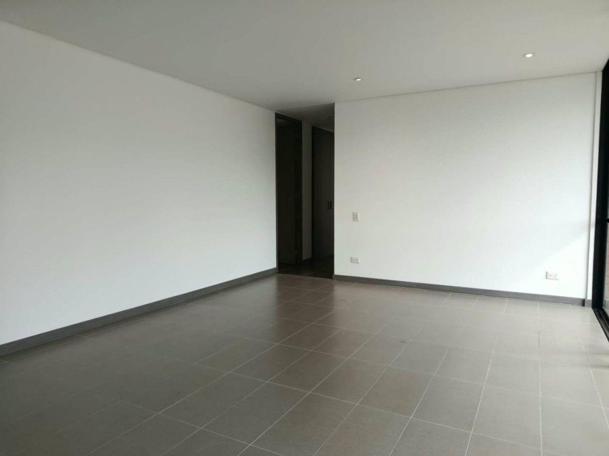 Apartamento en Loma De Las Brujas - 3
