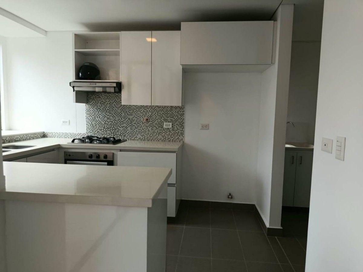 Apartamento en Loma De Las Brujas - 4